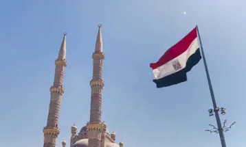 دار الإفتاء المصرية توضح موقفها من تحديد موعد عيد الفطر: لا تعارض بين الشرع والعلم