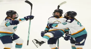 Toronto Chargers squander a three-goal lead and suffer a surprising defeat against "Montreal" in the PWHL league.